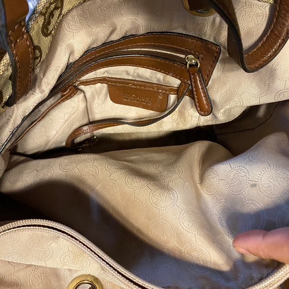 Michael kors tote - Picture 2 of 3